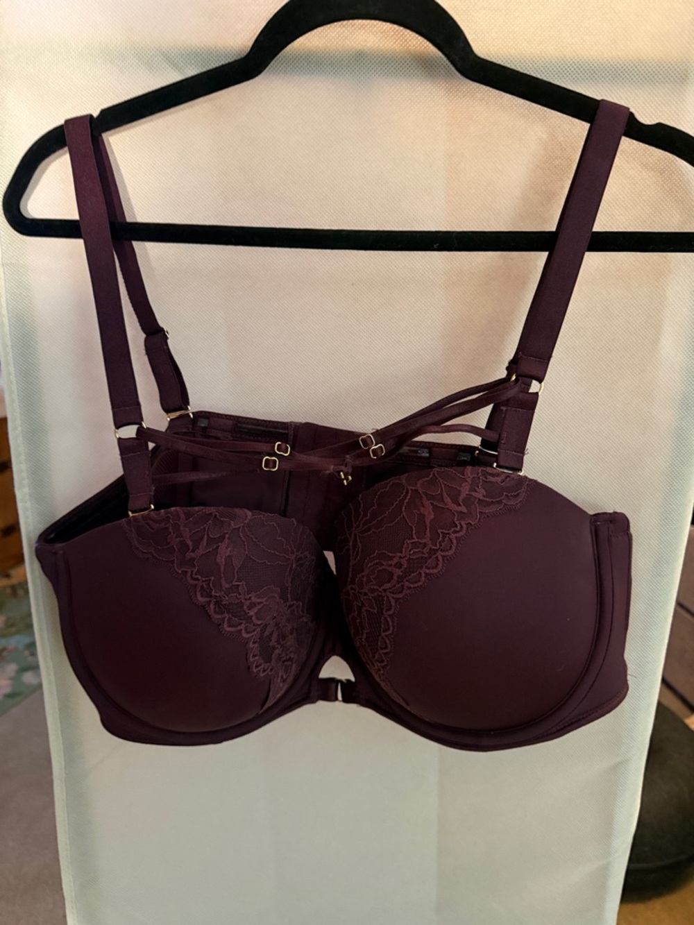 Strappy Lace-Trim Underwire Bra - Plum